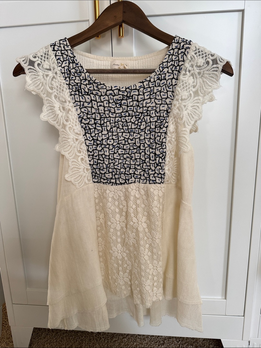 Meadow Rue Ivory Lace-Panel Sleeveless Top with Navy Printed Yoke Anthropology S